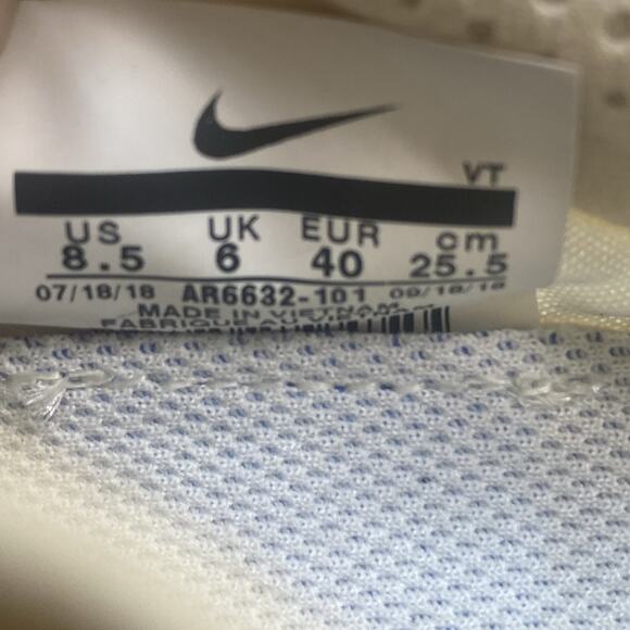 Nike Air VaporMax 2019 White Gold Womens Size 8.5 Cream Athletic Shoes - Picture 9 of 10